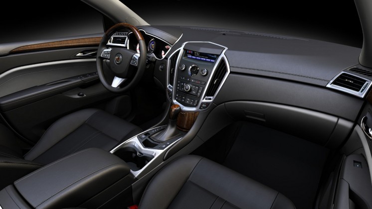 Фото Cadillac SRX 2012-го модельного года