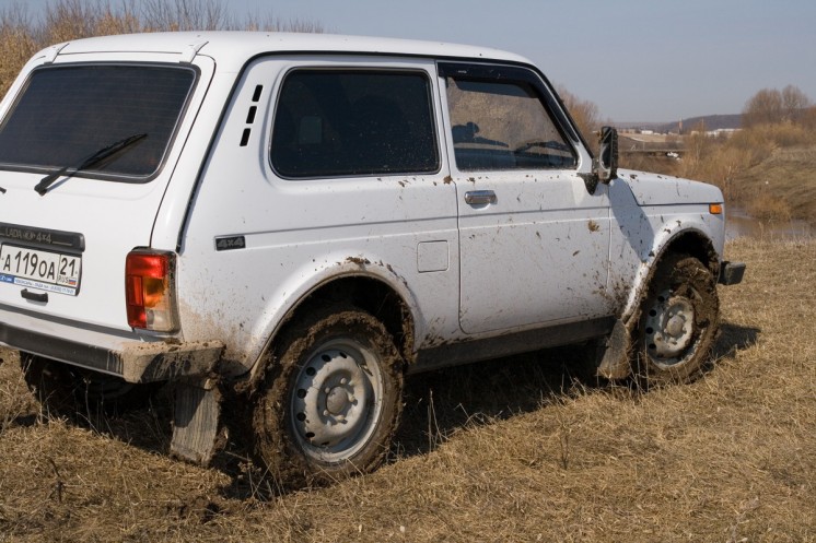 Фото Лада 4х4 (ВАЗ-21214М) МКПП5 (2009 г.в. 50000 км)