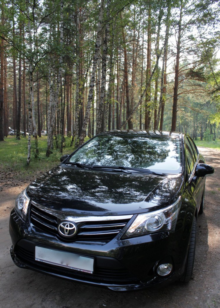 Фото Toyota Avensis 2.0л (2011 г.в. 25000 км)