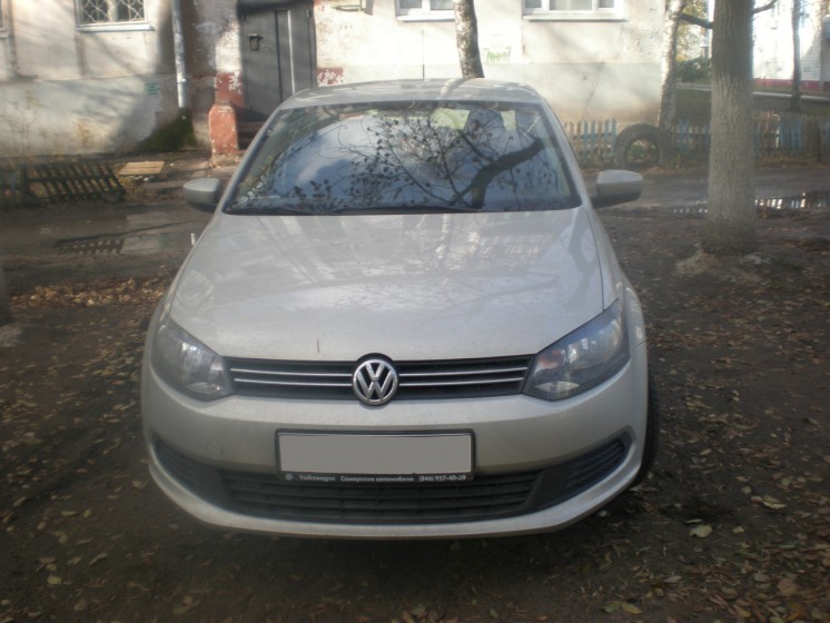 Фото vw polo sedan (2011 г.в. 23000 км)