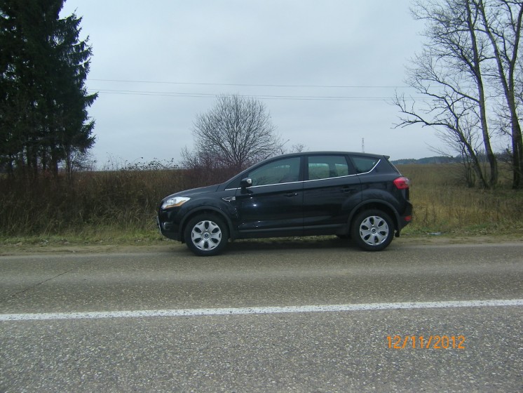 Фото Ford Kuga 2013-го модельного года