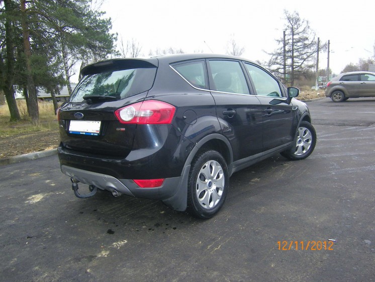 Фото Ford Kuga 2013-го модельного года