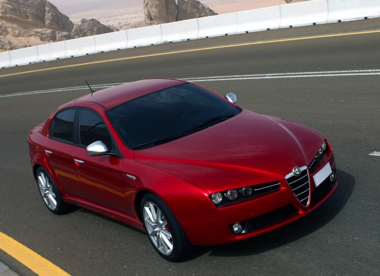 Фото Alfa Romeo 159 2013-го модельного года