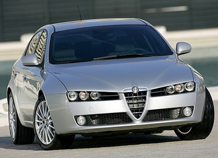 Фото Alfa Romeo 159 2013-го модельного года