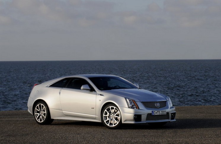 Фото Cadillac CTS-V Coupe 2013-го модельного года