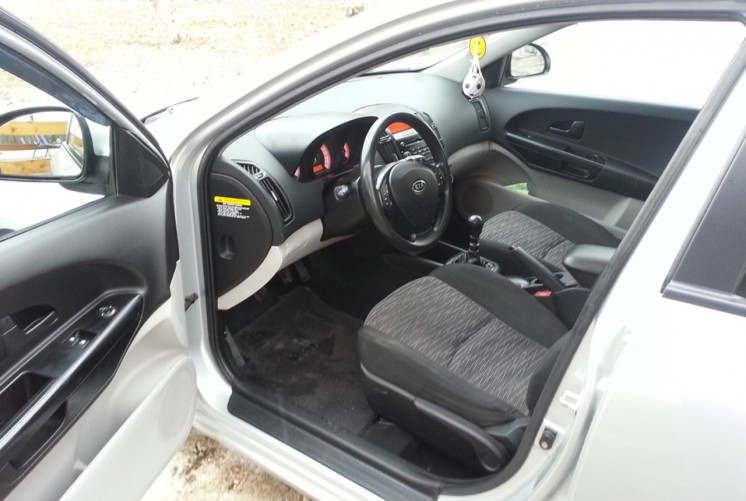 Фото Kia Ceed 1,4л МКПП5 (2009 г.в., 39000 км)