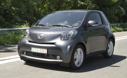 Фото Toyota IQ