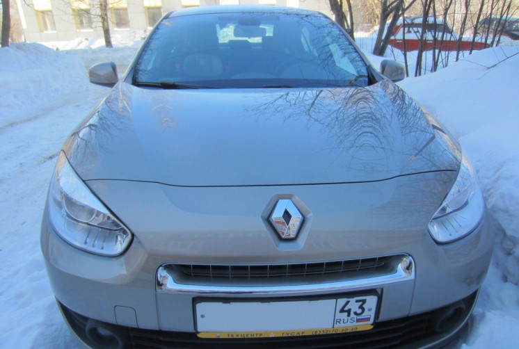 Фото отзыв о Renault Fluence 1.6л МКПП5 (2012 г.в., 8500 км)