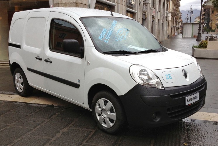 Фото кузова спереди Renault Kangoo Z.E.