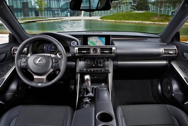 Фото Lexus IS 2013