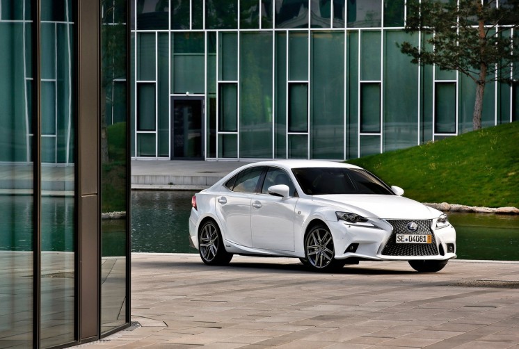 Фото Lexus IS 2013