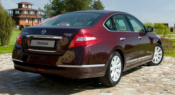 Фото Nissan Teana