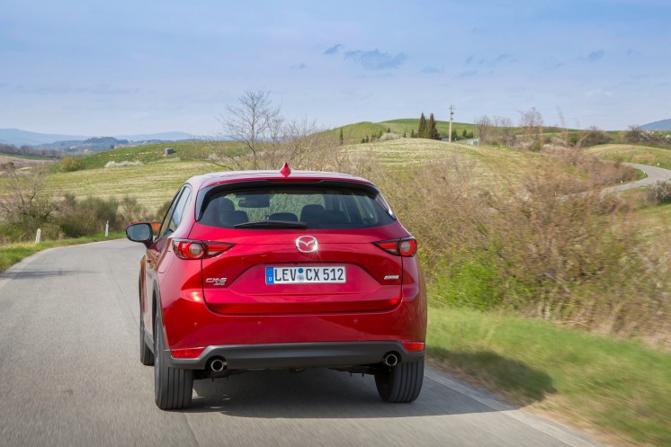 Mazda CX 5 pokolenie 2017 goda. Photo № 7