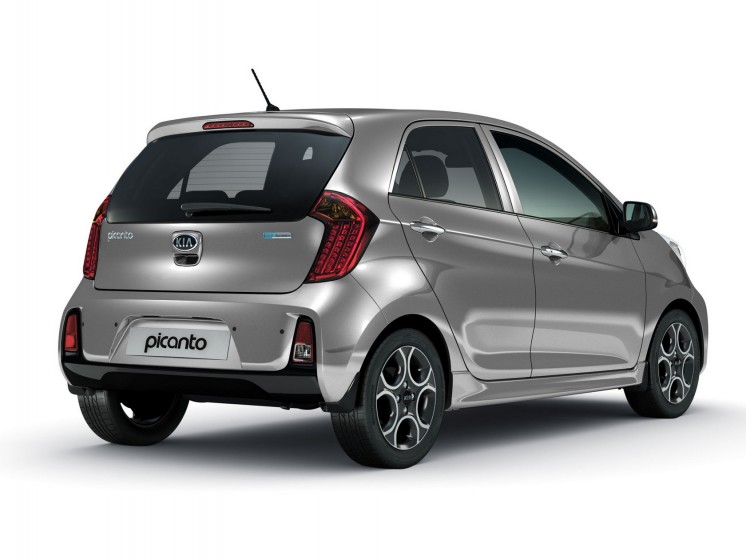 Kia Picanto 2016 - вид сзади - фото 2 из 6