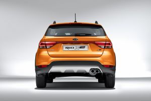 Kia Rio-X-Line Photo  4