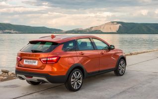 1-4-Lada-Vesta-SW-Cross