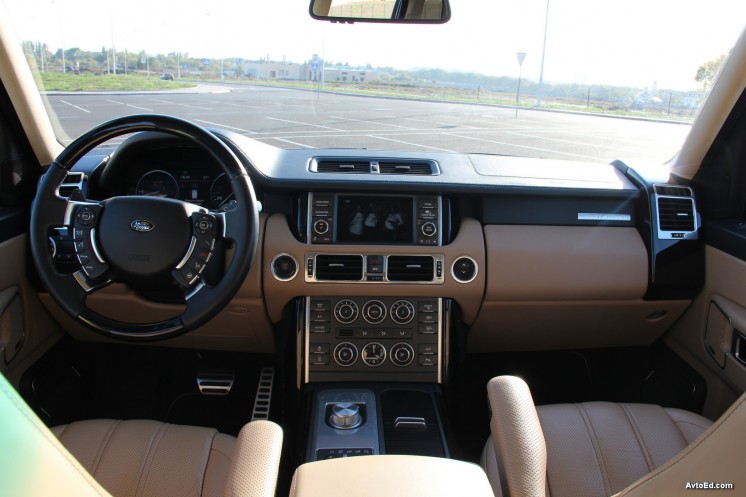 Land Rover Range Rover 2010-го года